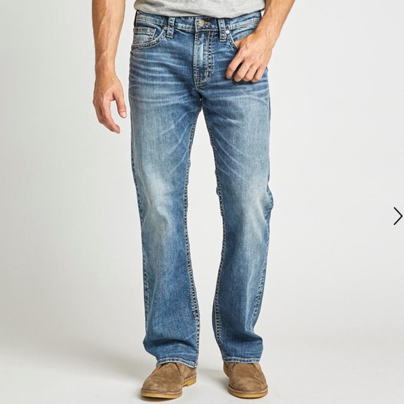 Silver Zac Relaxed Fit Straight Leg Jeans NWT - Picture 1 of 13